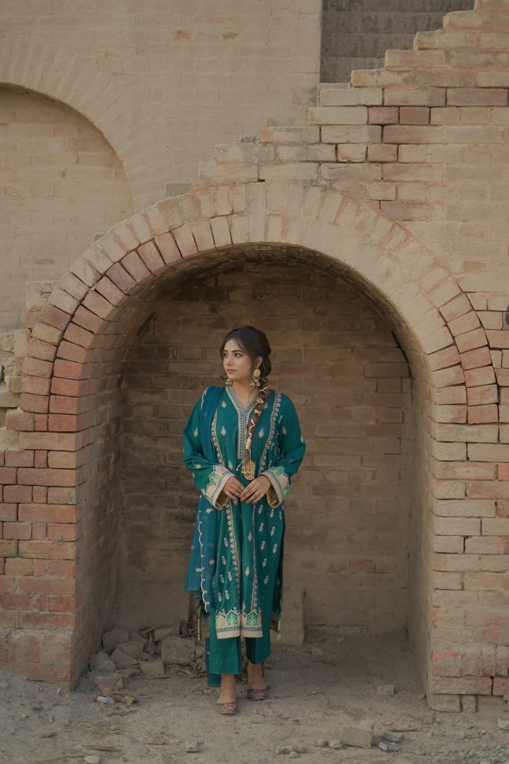 3 piece suit fabric lawn
